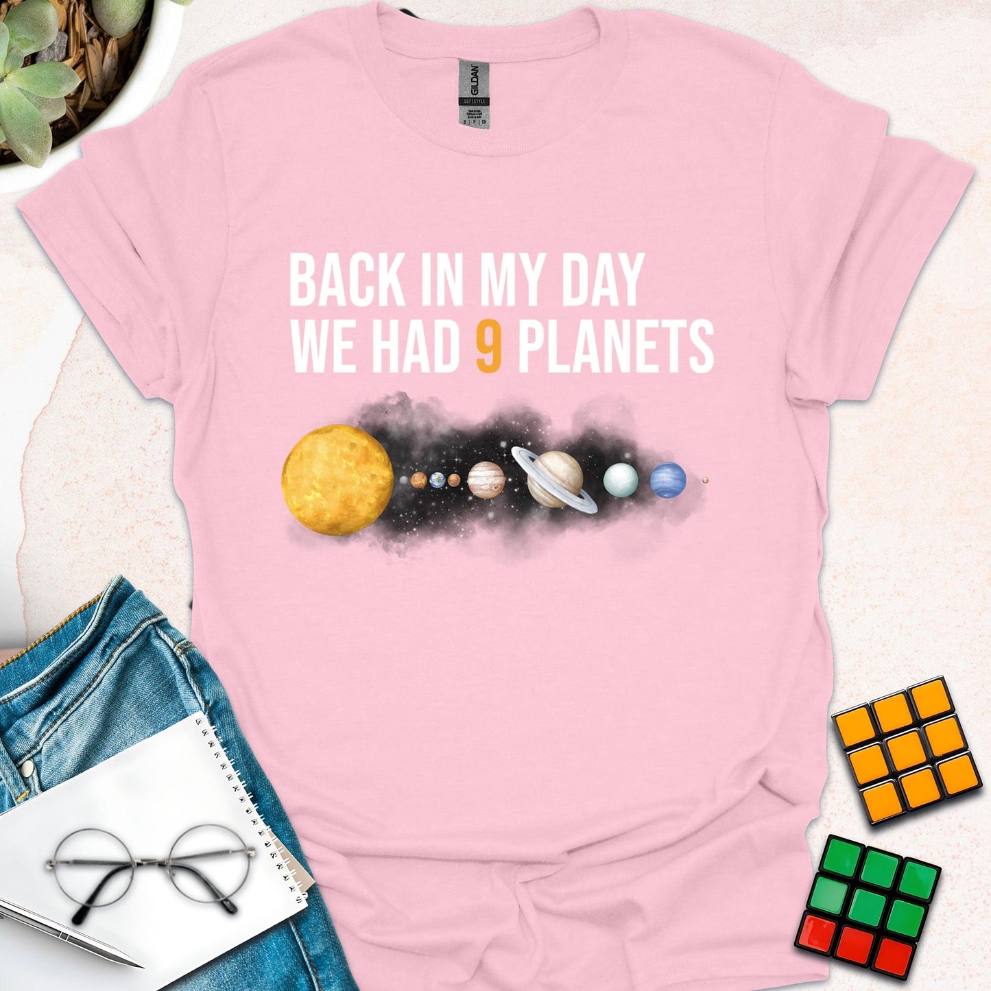 Back in My Day We Had 9 Planets – Nostalgic Space Humor T-Shirt